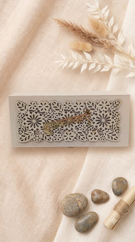 Beautiful Print Gaddi Box