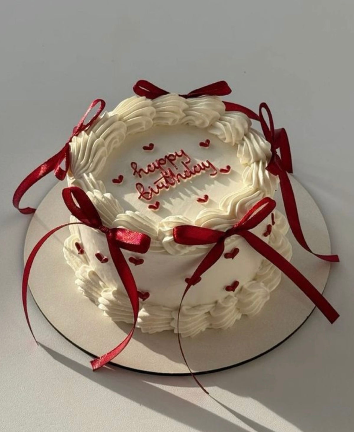 Bow Cake ( 1kg )