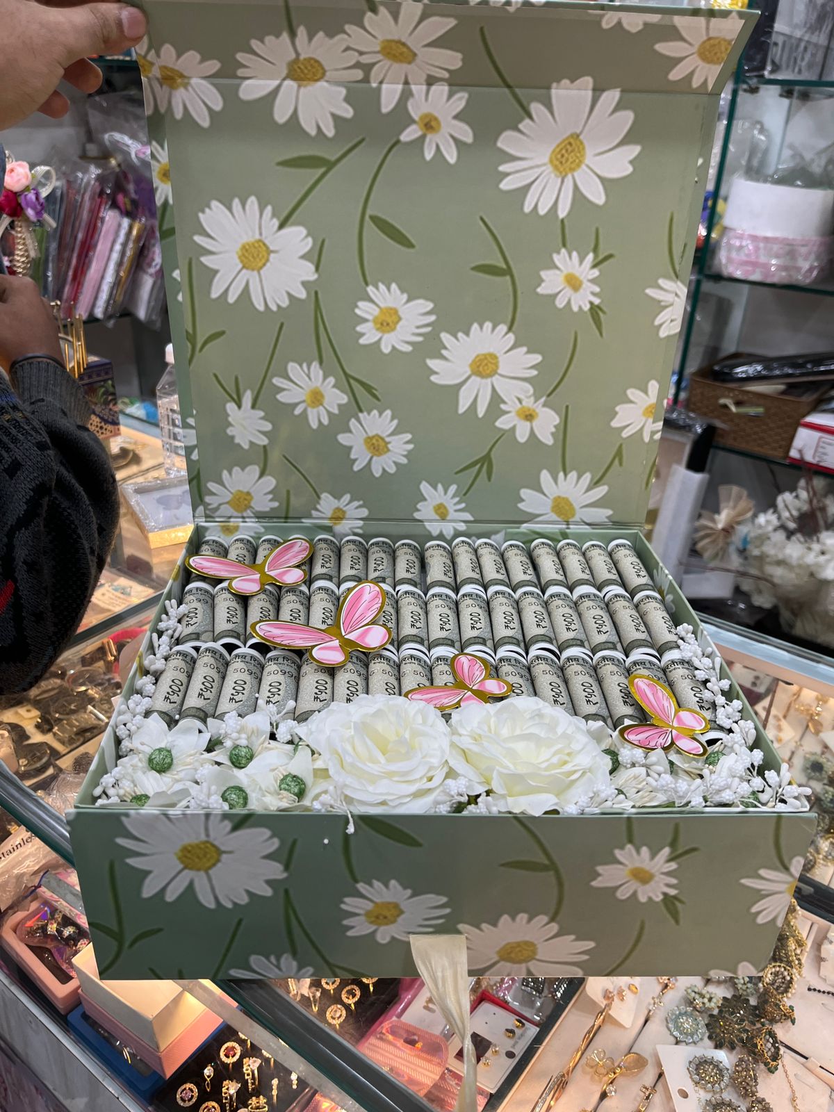 21000 wala shagun box
