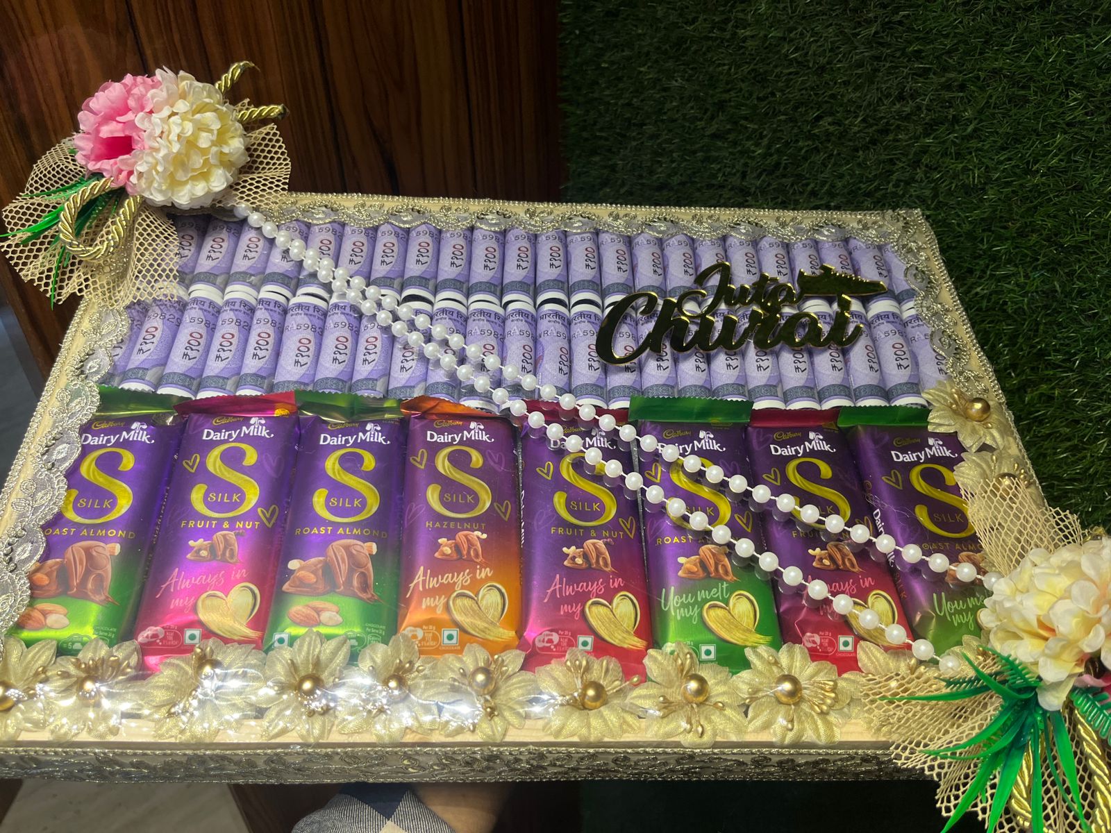 5100 + chocolate wala birthday hamper