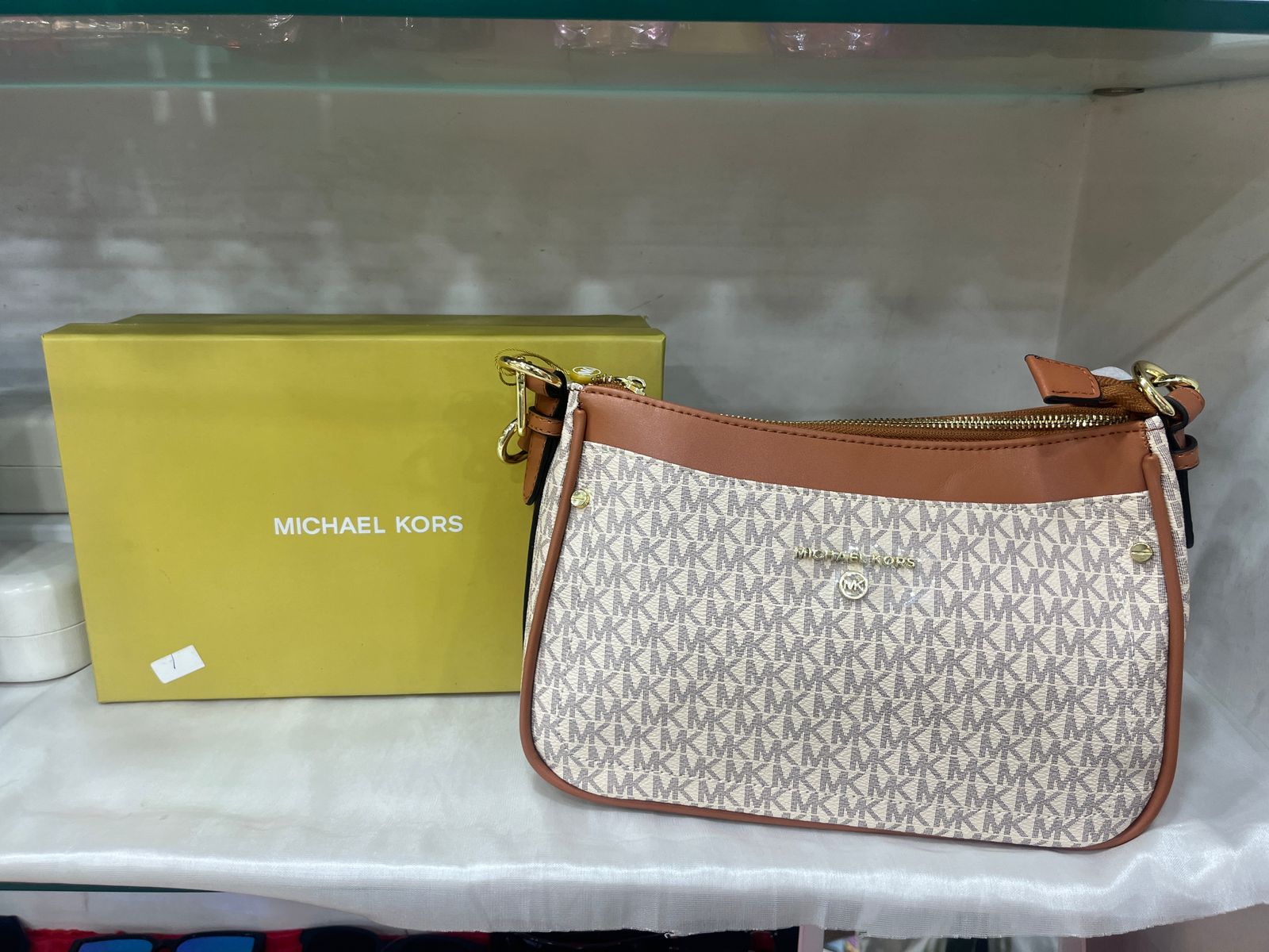 Vanilla & Tan Crescent Bag