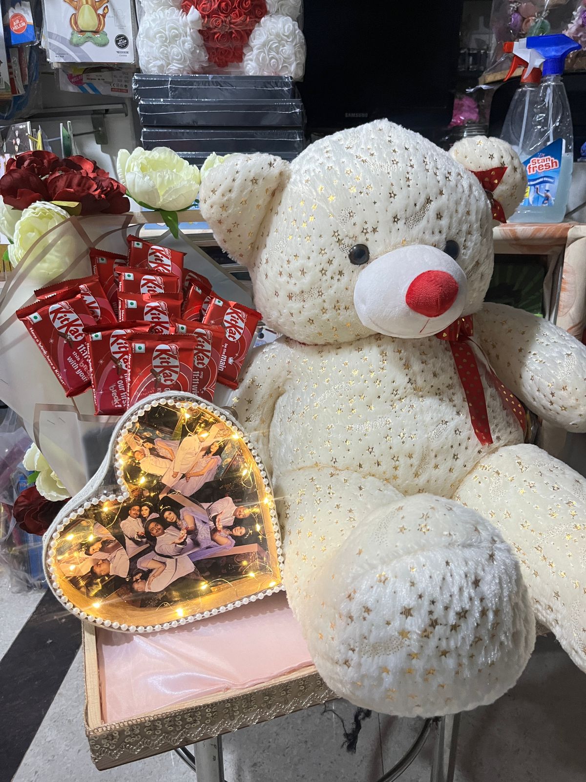 The Teddy & KitKat Treat Tray