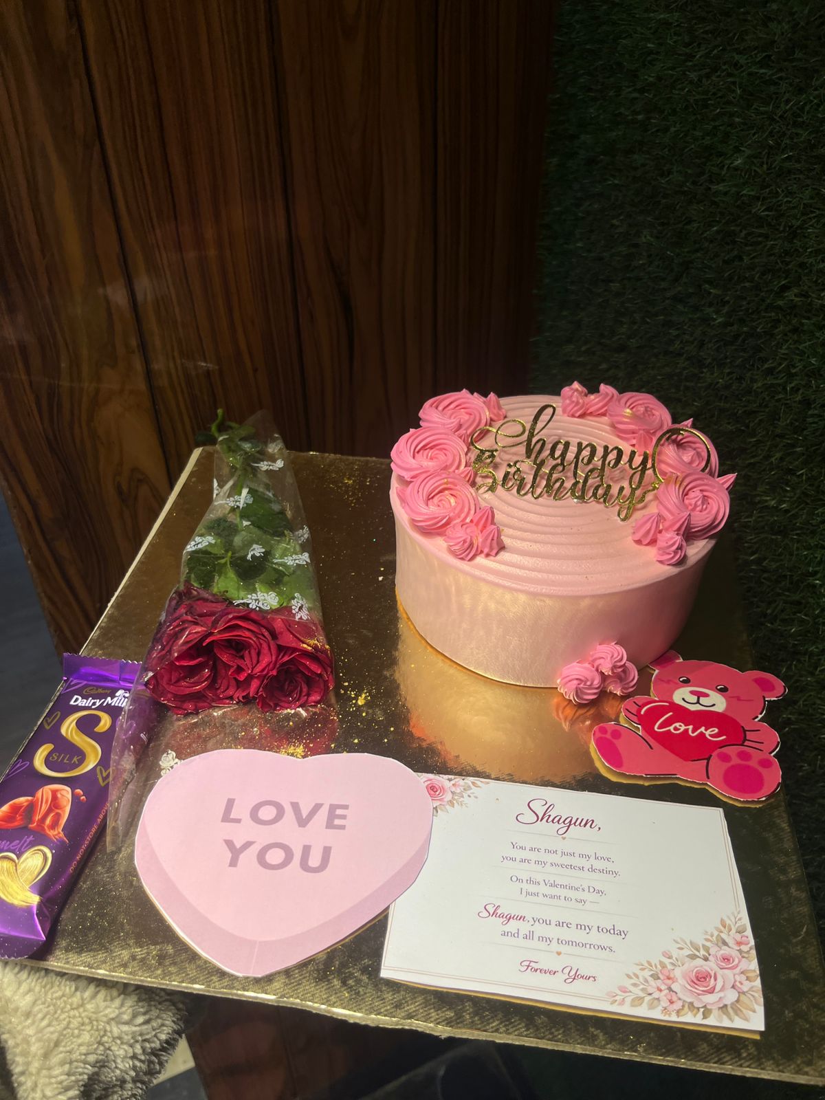 Personalized Card & Cake Hamper