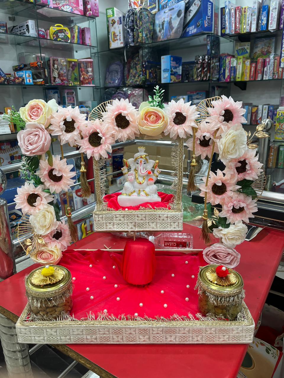 Ganesha & Two-Jar Gift Tray