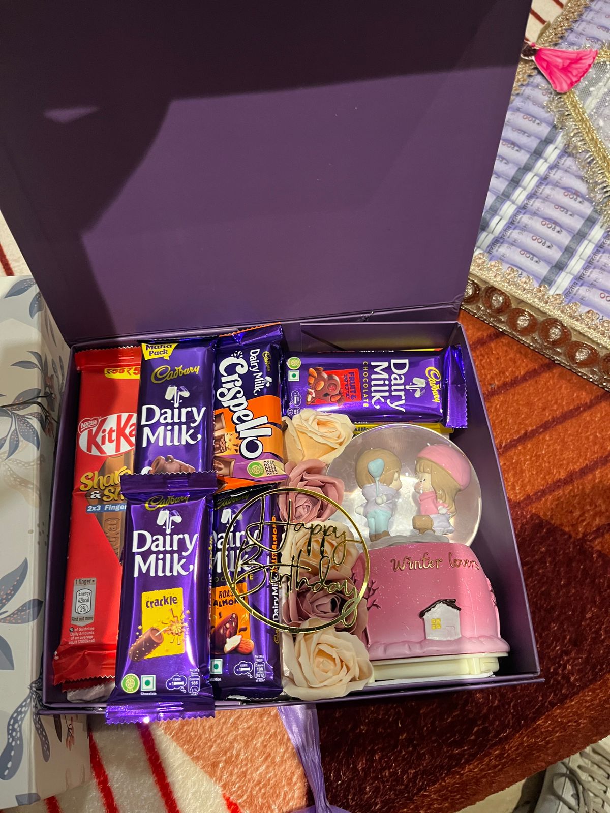 Keepsake Figurine & Chocolate Hamper
