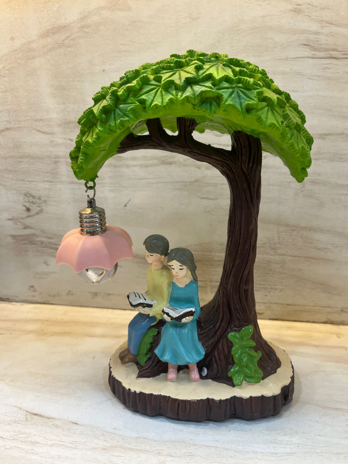 Cute couple showpiece