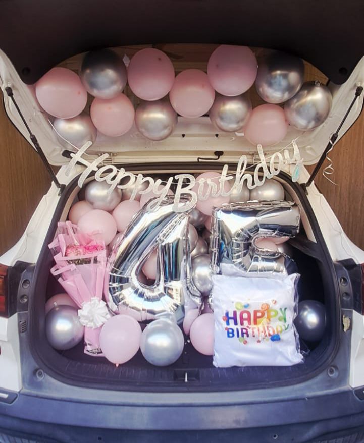 Car surprise birthday decoration
