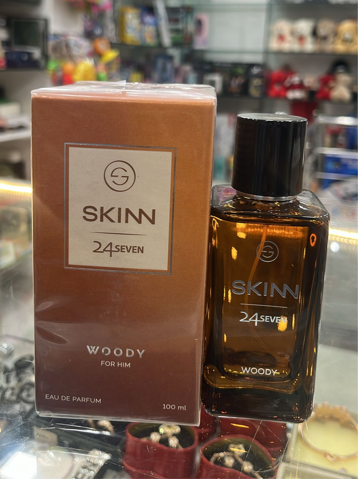 Skinn Perfume