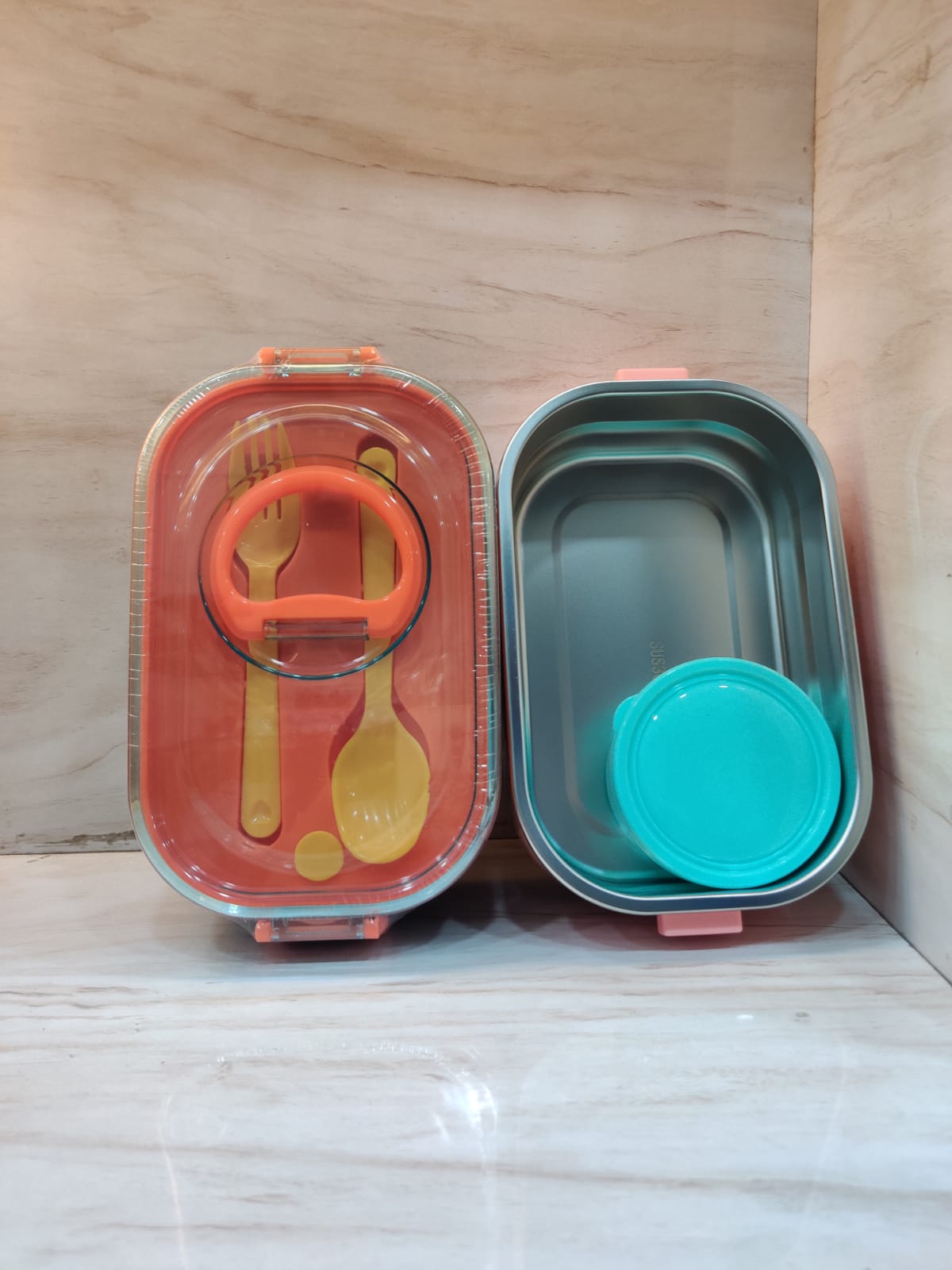 Steel tiffin