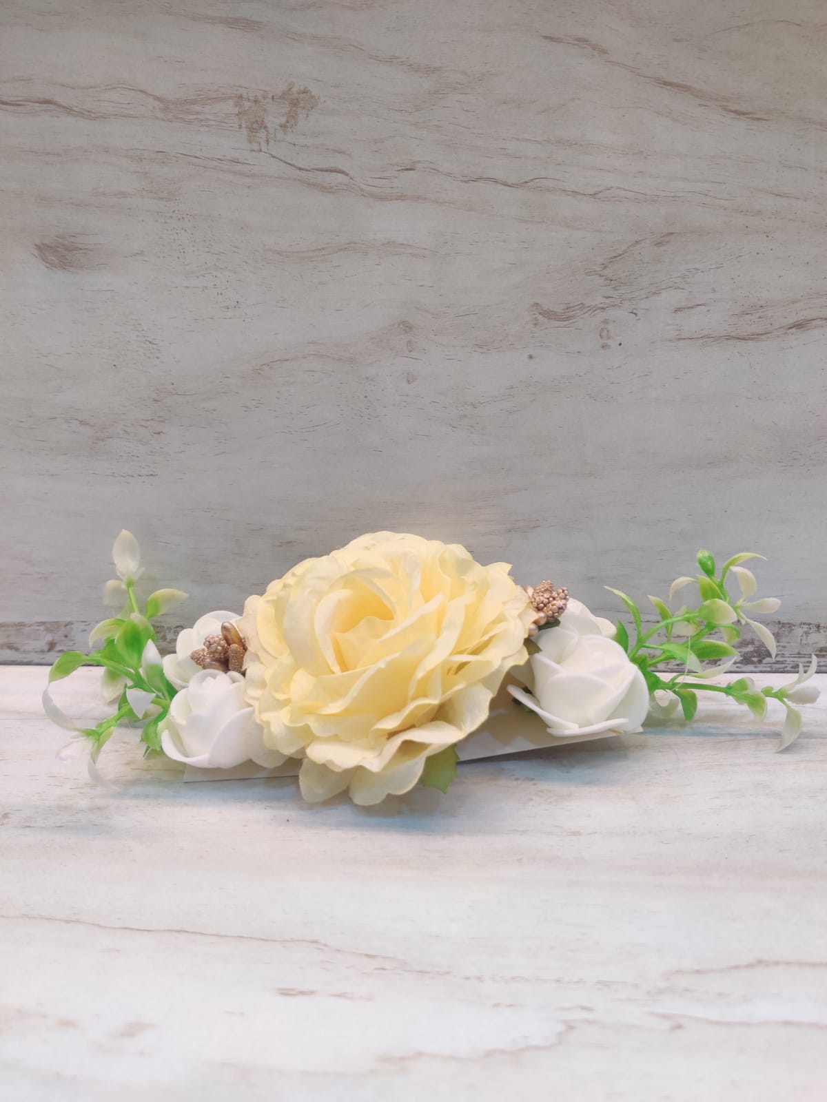 Yellow and white silk roses bunch