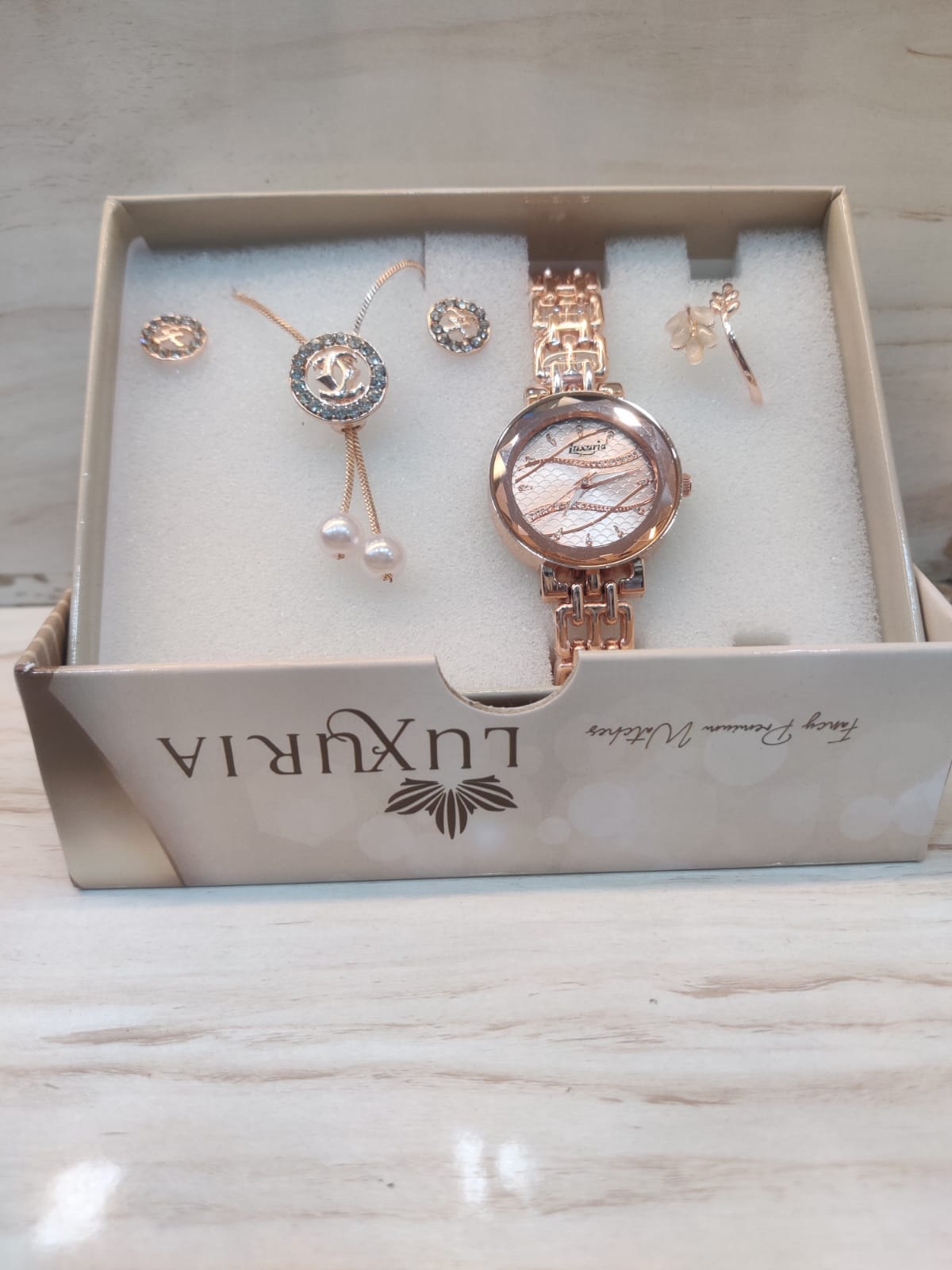 Rose gold watch & accessory set