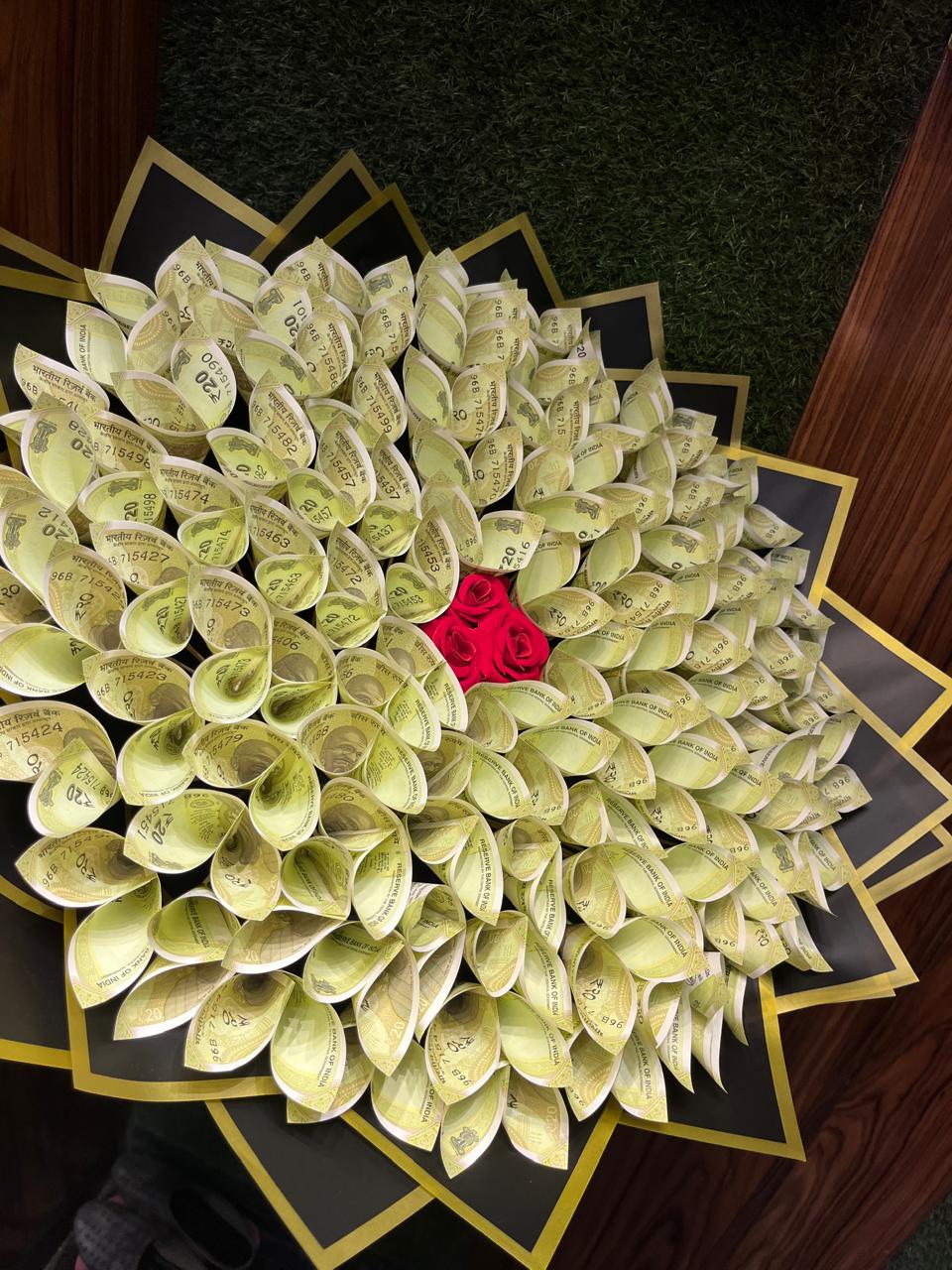 2100 vala Bouquet