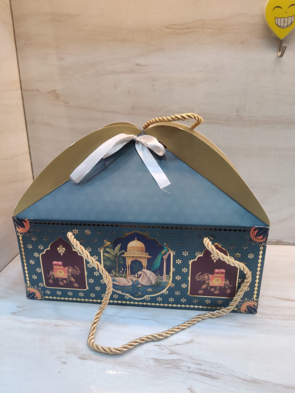 Royal Swan & Elephant Festive Hamper Box