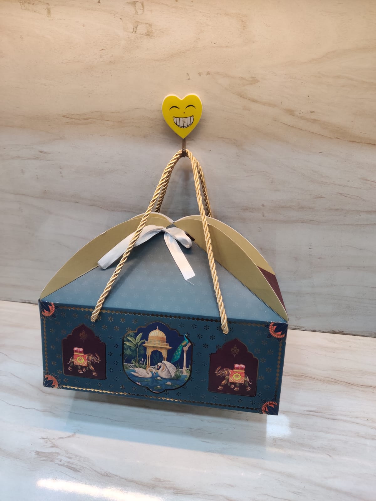 Royal Swan & Elephant Festive Hamper Box