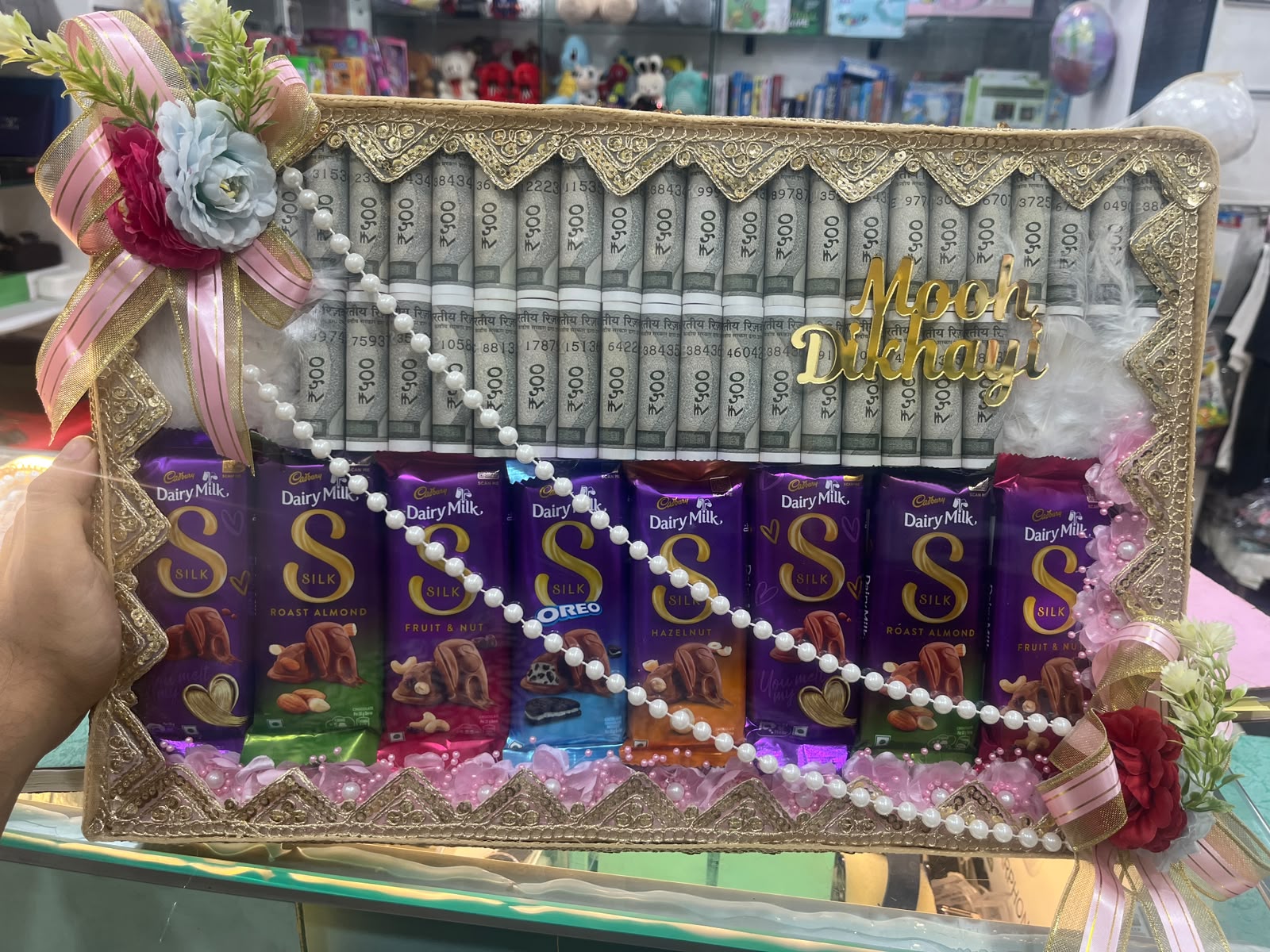 21000  vala shagun with chocolate