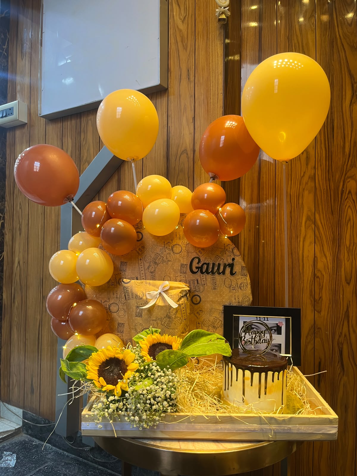 2 sunflower hamper