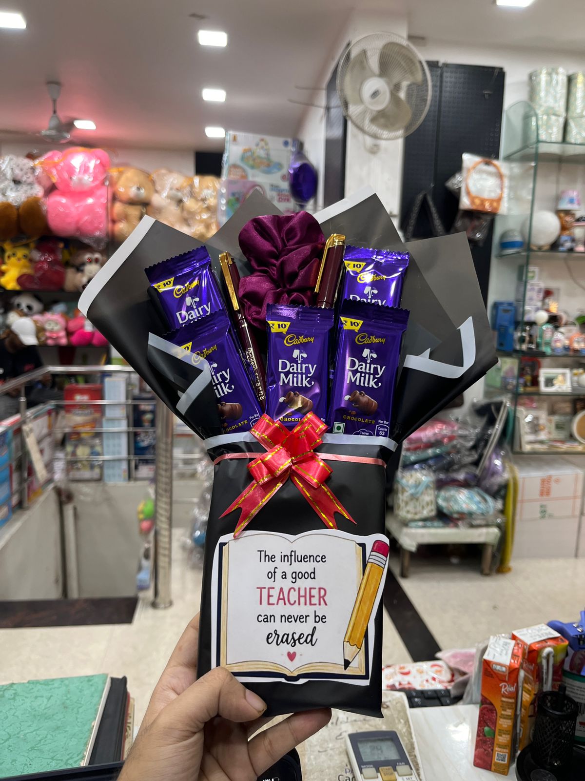 Teacher's Day Bouquet (includes chocolates, pen and scrunchie)