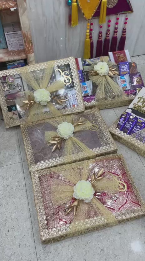 Golden Net Gift Trays